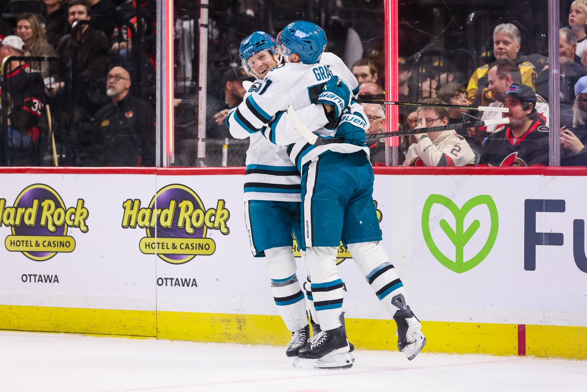 SanJoseSharks's tweet photo. Photos we're loving from our REGULATION WIN! https://t.co/C6PCafwQfW