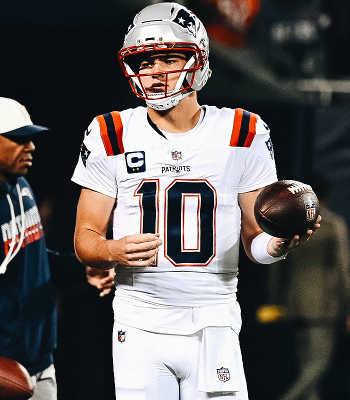 Covers's tweet photo. The Patriots have a 27% chance of winning after an INSANE touchdown at the end of the half 📈 

As we know, no lead is safe in the NFL 👀 

If you think they have what it takes to come back against the Bears, tail with us at @KalshiSports!
👉 https://t.co/rx1FXW0Gpb https://t.co/8MUoOVJVqN