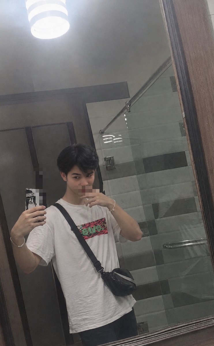 tiger_1q's tweet photo. น้ำหนัก 56🫢มา 4 ปี🤔
ไซส์ยัง 56 อีกน่า 4ม้ะะ🫣
เกินปุยมุ้ยน้าา🤪 #อุดรทำถึง 
#อุดรในเมือง https://t.co/fwII0iRNOC