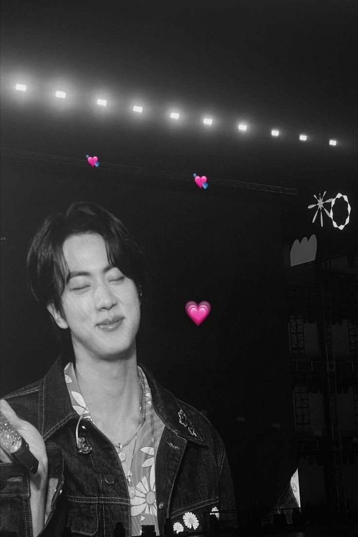PNanna23's tweet photo. mañana veo al amor de mi vida 😭😭 https://t.co/zwy1upJWEH