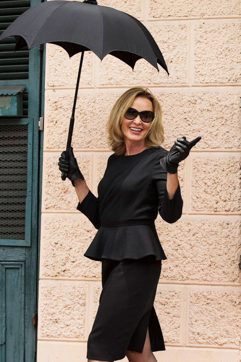 buffys's tweet photo. fiona goode and constance langdon are twin sisters…… sister jude is their mother and their father is SATAN!? WHAT IS THIS SEASON #AHS13 https://t.co/DO7Qek0SmN