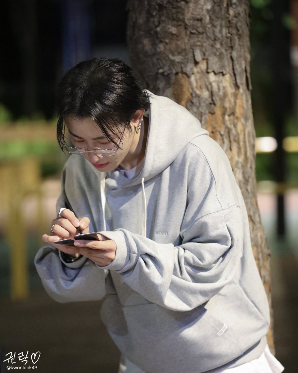 kwonlock49 tweet picture