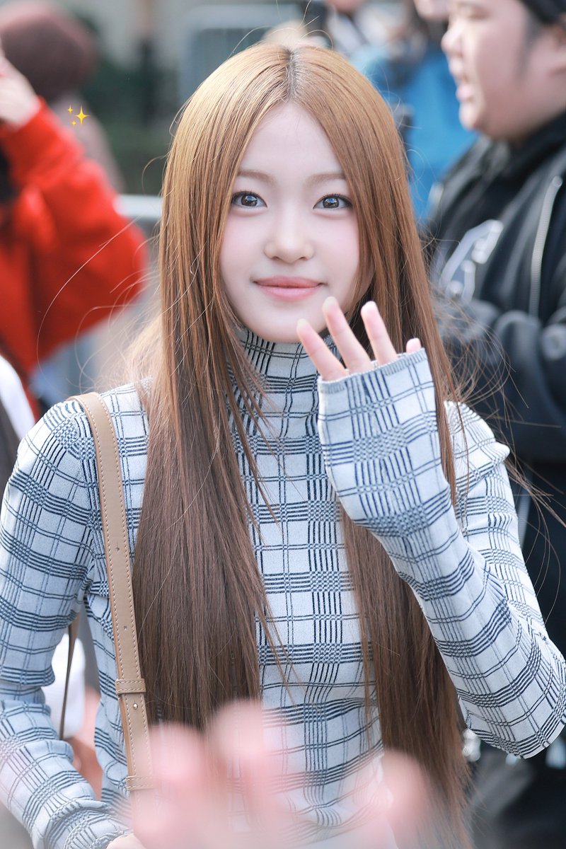 Star_AIJING tweet picture
