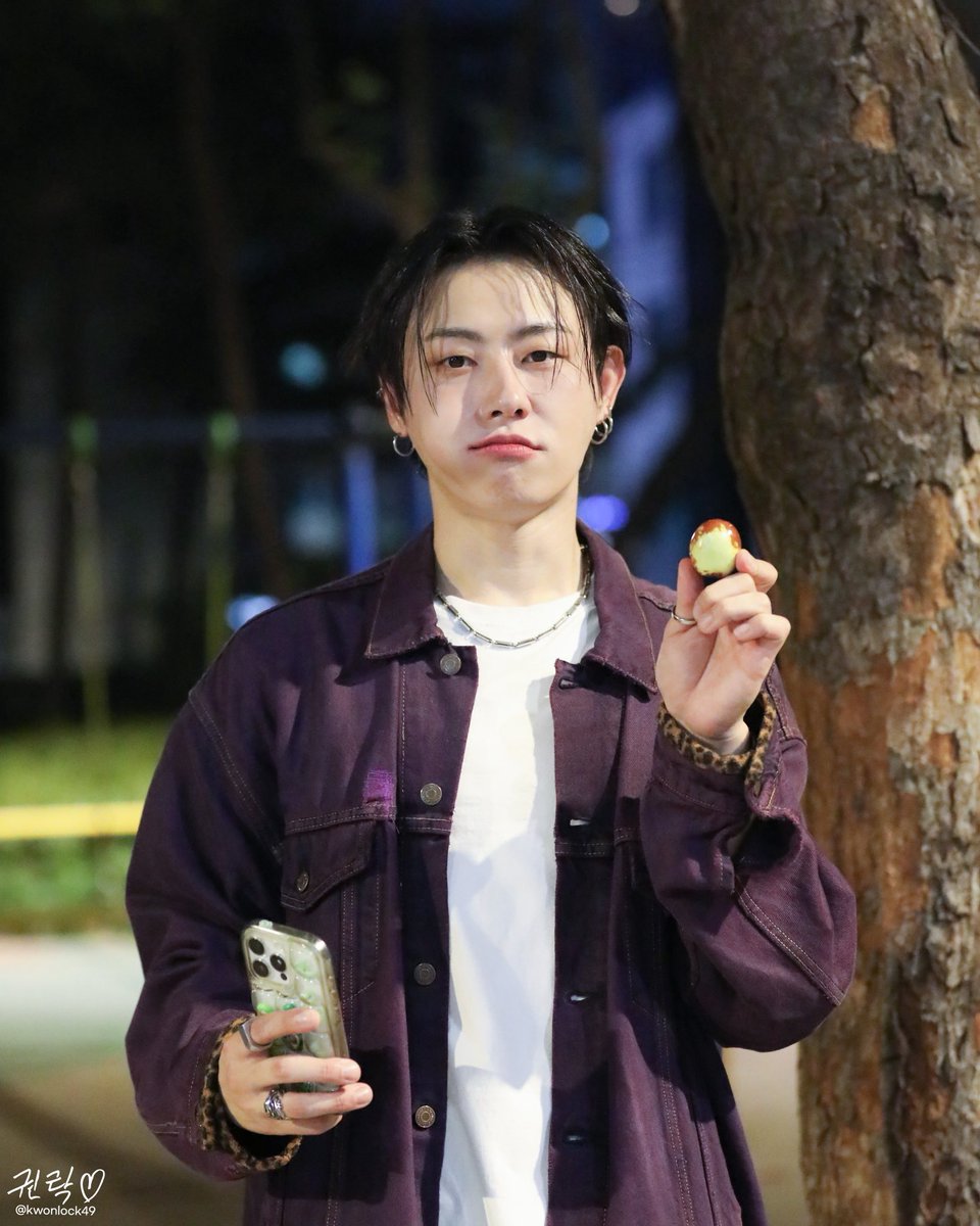kwonlock49 tweet picture