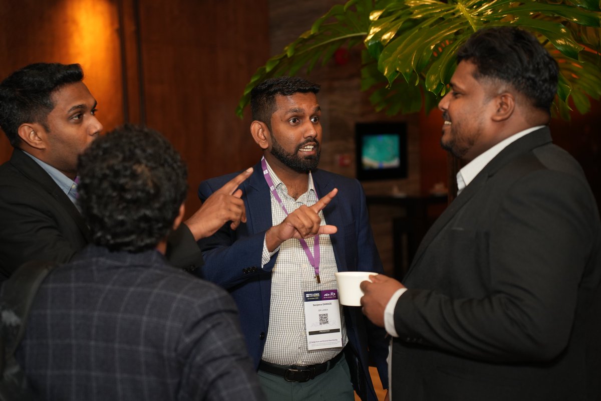 PCRonline's tweet photo. Learn. Discuss. Connect. 🇸🇬

A look back at PCR Fellows Course | Singapore!
A day of clinical discussions, knowledge exchange and networking for early-career interventional cardiologists.
📸 See the highlights!

@ANazmiCalik @kiadeb87 @uziyahya46 https://t.co/R2prdz3IM7