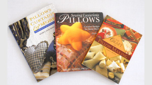TWorldDesign's tweet photo. 3 BOOKS: Pillows Curtains &amp; More — Sewing Luxurious Pillows — The Craft Of Pillow Making | Free Shipping ►https://t.co/DPGIyAbEYL — #etsyshop #freeshipping #homedecorating #HowTo #BookBoost #DesignInspiration #handmadepillows #sewing https://t.co/x52zS5gB8A