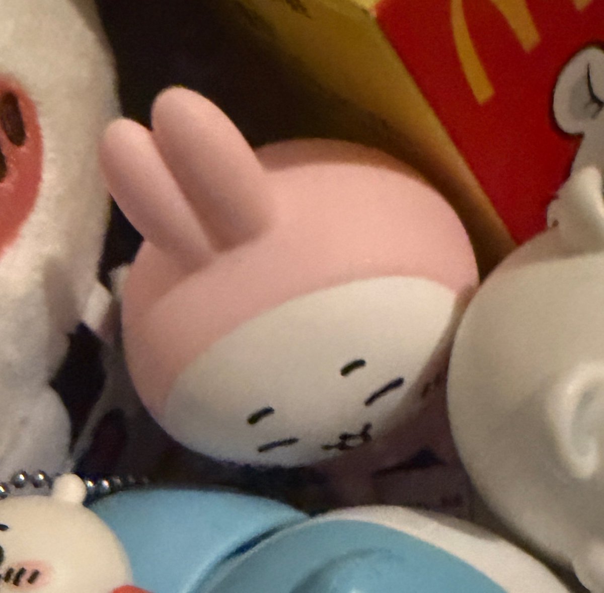 42_nemui_'s tweet photo. 今更なんですけど、交換できる方探してます🥲

ちいかわ　ソフビフィギュア4
【譲】ちいかわ
【求】モモンガ

#ちいかわ買取 #ちいかわ交換 https://t.co/KP2pkmSdfH