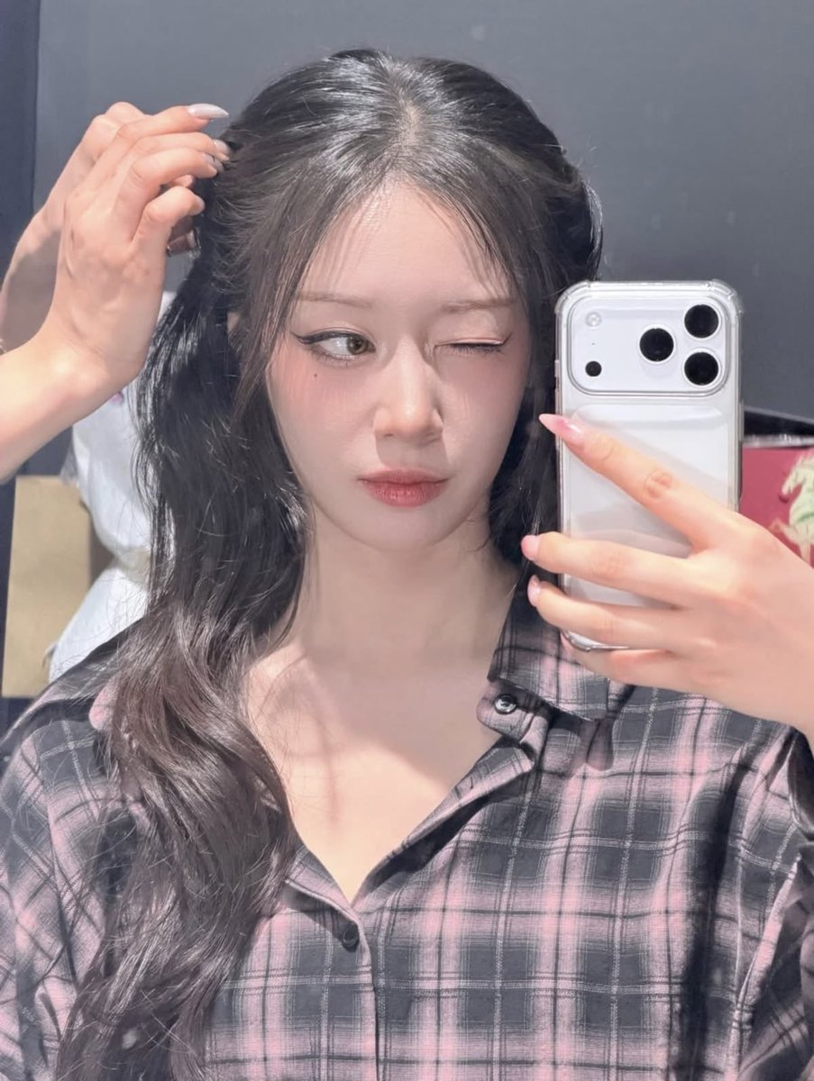 copsJIYEON's tweet photo. Hati-hati dengan penyakit siput sinting.
Siputnya:                             yang sinting: https://t.co/niL7CWqqa4
