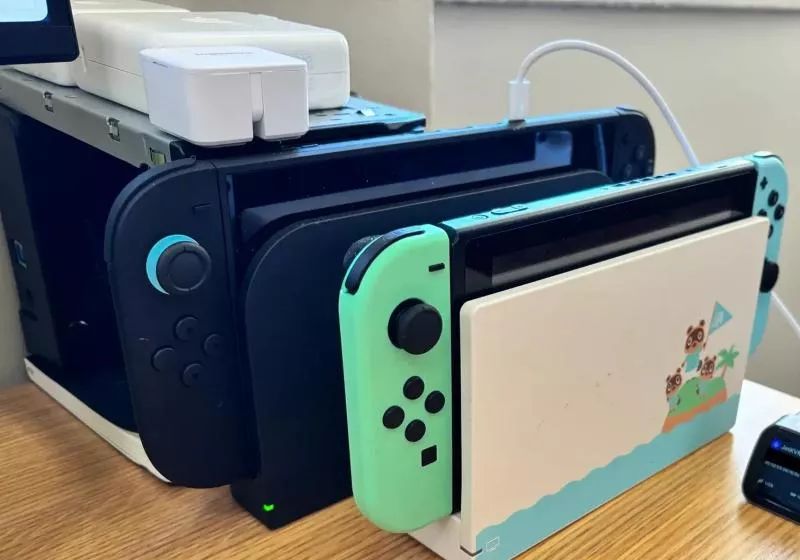 TechSpot's tweet photo. Nintendo Switch 2 jailbreaking is here, with homebrew, modding, and reverse engineering

The Switch 2 has been jailbroken, and Codex did most of the work
https://t.co/m87XHx11Od https://t.co/2jLw8lEsaX