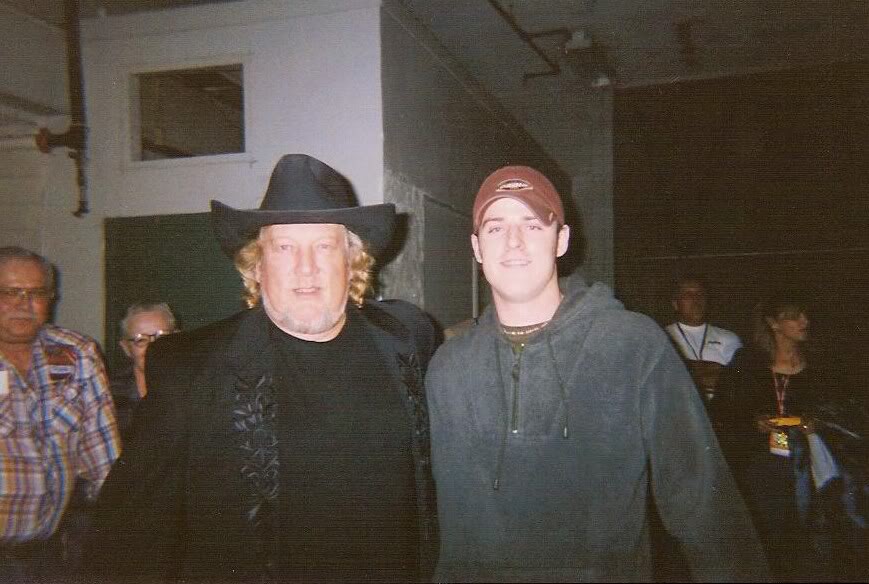 CruiseRadio's tweet photo. We lost a country music legend. John Anderson was my first radio interview at the Jacksonville Agricultural Fair in 2001. Rest easy, John. Thank you for the music. #SeminoleWind https://t.co/vhsnYEz2Mv