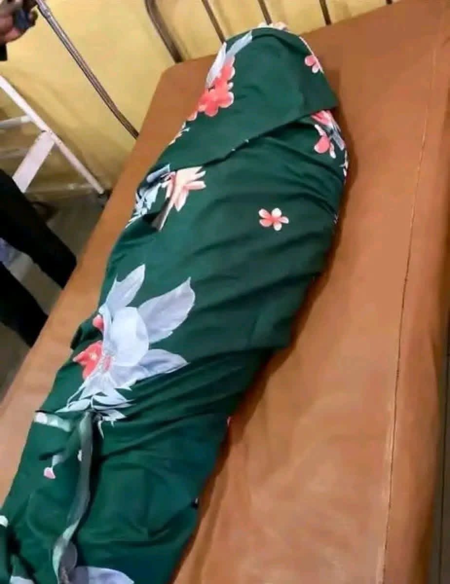 Proud_Aboki's tweet photo. INNA LILLAHI WA INNA ILAIHI RAJI’UN! 😭

HE DUG HIS OWN GRAVE WITHOUT KNOWING 😭

A young man passed away last night and was buried this morning.

After the burial, a cemetery worker saw his picture and said, “Last Sunday, when we came to dig some graves, this young man insisted on digging this very grave himself. 
Others offered to help, but he refused, saying he wanted to earn the reward of doing it himself. He worked harder than everyone else that day.”

Little did he know, he was preparing his own grave. 😭💔

Life is truly unpredictable. May Allah forgive him and grant him Jannatul Firdaus. Ameen.