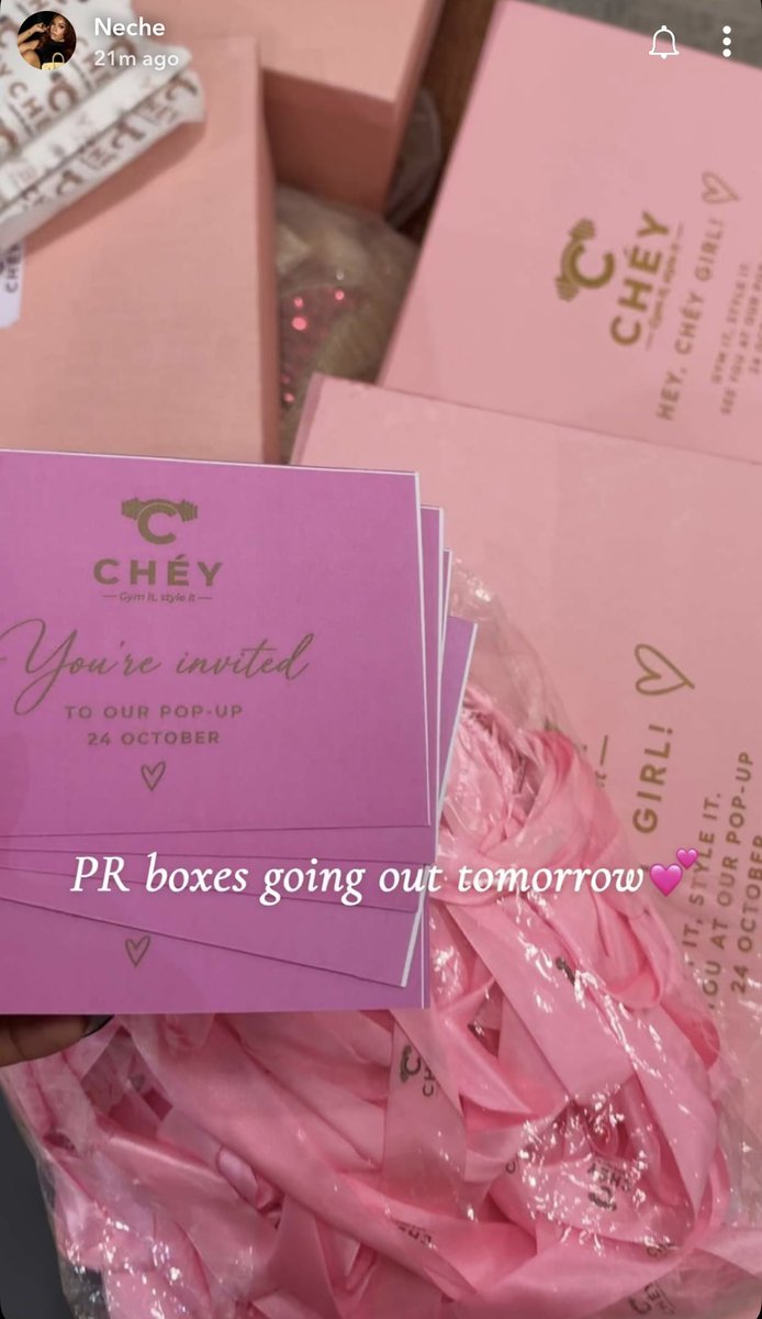 LookingForMide's tweet photo. Congratulations 🎉 Once again Neche😻♥️ Saturday is about to be a movie!!! PR boxes ready very beautiful 😻 Chey to the MF world! Sold out is all we asked for🙏🏾 https://t.co/gvmOZslvDq