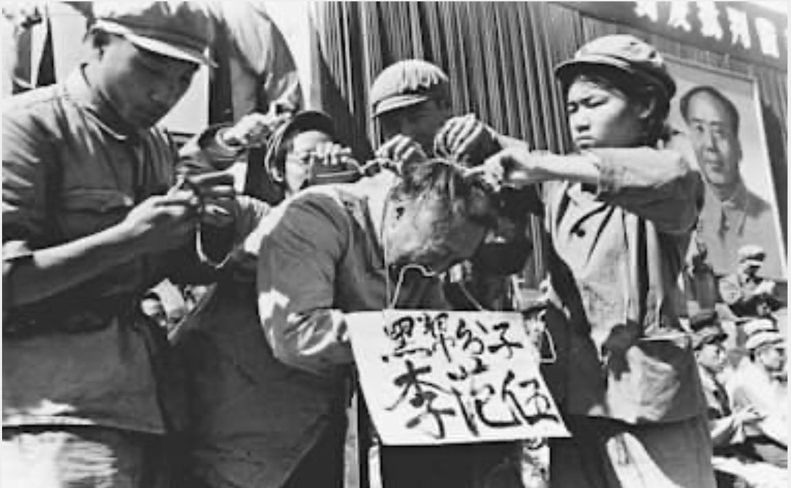 Becky198507's tweet photo. @MravinHHH @Kurdistan_AR 你们狆华土民族的本性，就是一个好与人竞争的土民族。
在国内，有高考和就业竞争；
在国外，则与美国、日本相互角逐。
这是一个没有朋友的民族。
这是一个会背叛朋友，并将他们推上刑台的土民族。 https://t.co/vXI6yJUl2E