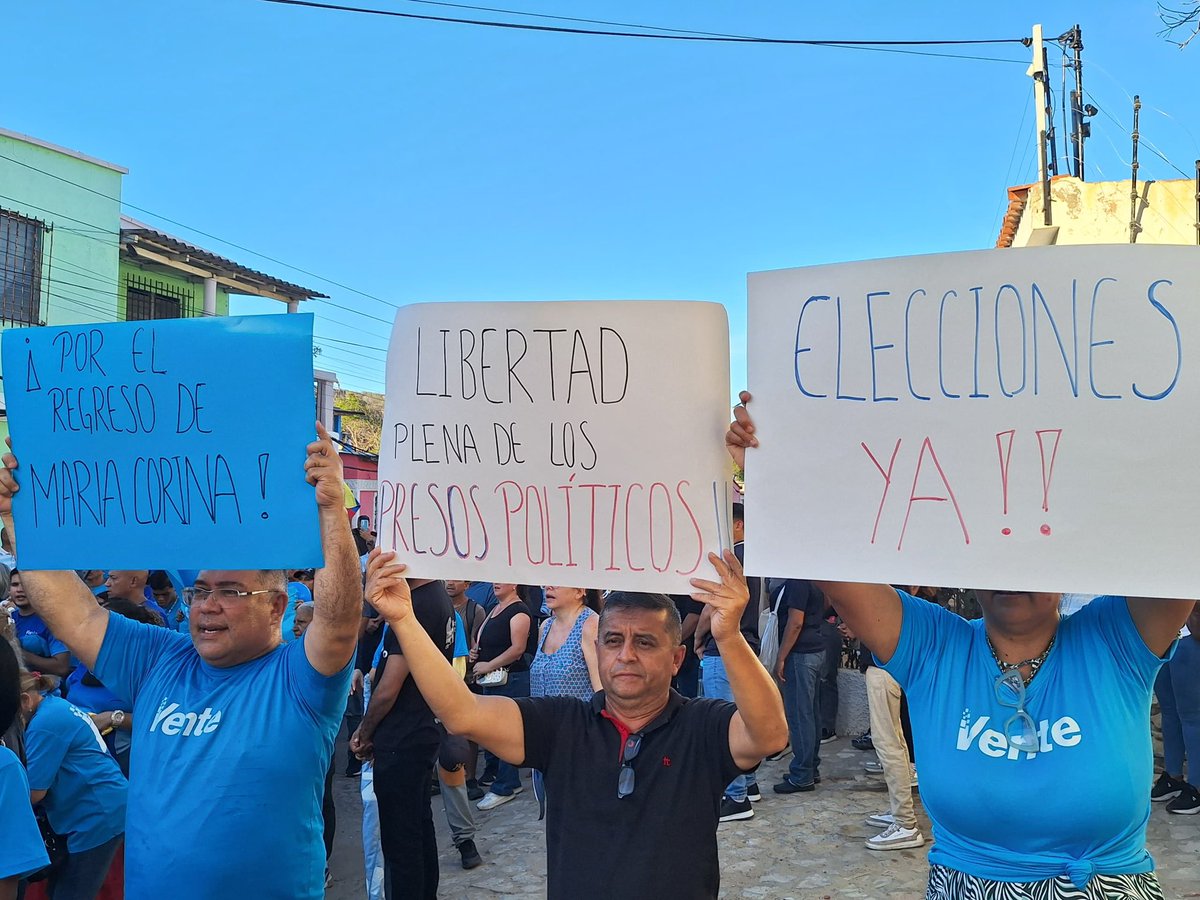 ConVzlaComando's tweet photo. En la foto. 

📍🇻🇪 https://t.co/wIrAc4jA3r