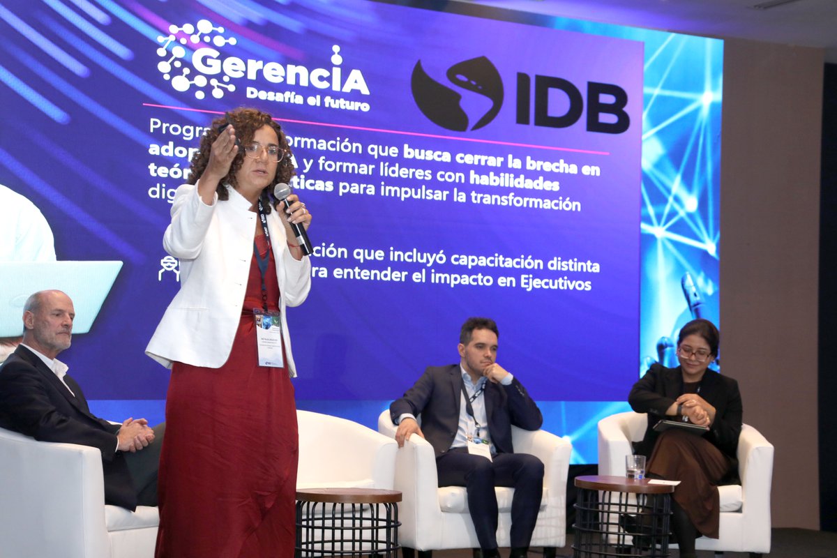 FabrizioOpertti's tweet photo. Gracias a las autoridades y delegaciones de nuestros países, al sector privado, la academia y los expertos que compartieron sus experiencias y propuestas. Y un reconocimiento especial al Gobierno de Panamá por acompañarnos como anfitrión de esta Semana de la Productividad. 
@MinGobPma