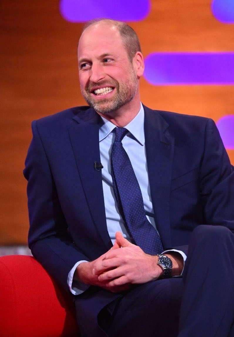 tokkianami's tweet photo. Prince William made a special appearance on The Graham Norton Show, alongside Cate Blanchett, Robert Irwin, and Hannah Waddingham, to mark the Earthshot Prize.

They talked about the importance of balancing optimism and urgency when it comes to climate change, as well as Prince William’s long-standing support for Aston Villa and his love of Christopher Nolan films.

The special episode airs tomorrow night on BBC One at 10:40pm.