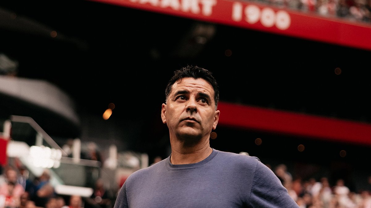 Inside_020's tweet photo. 🎙️ Míchel Sánchez:

“Marcos Leonardo? He played a good game. He has given everything he could. He constantly looked for the spaces to get in. Of course, he didn’t score, but Tolu did and you have starters and finishers during a game.” #Ajax #ajaata

@ZS_Voetbal https://t.co/koYdi38uVr