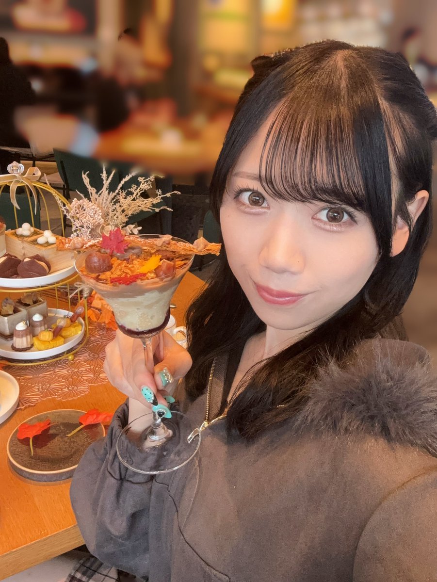 minayo_Sweets's tweet photo. おはみぃみぃ🐼💚

#10月23日 #霜降 🥶
#おいもほりの日 🍠😋
#電信電話記念日 📞☎📱

お仕事､学校､お出かけの方
気をつけて いってらっしゃい♪ https://t.co/WDhpNXMXJZ
