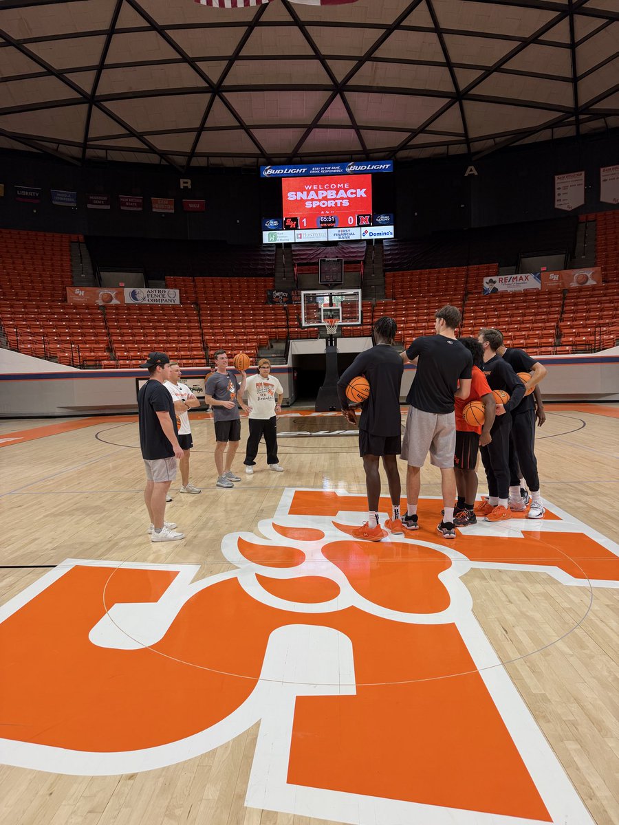 Johnson_Sean's tweet photo. I was given a whistle to referee the @snapbacksports and @BearkatsMBB shoot and it’s the most power I’ve felt in my life. I’m a full-time whistle guy now. https://t.co/Pcay0txofq
