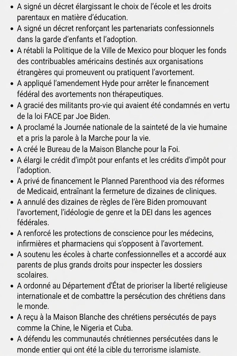 ylldvs's tweet photo. @lechochretien Magnifique. Des évêques et des archevêques qui prient dans le Bureau ovale de la premier puissance du monde😍 Ça, sous une administration démocrate ? Jamais. L’administration Trump a fait plus pour le cause chrétienne en un mandat que toutes les autres du 21e siècle réunies https://t.co/QMdnw8FzwW