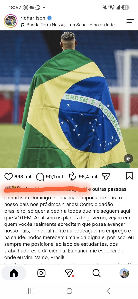 diogomagri's tweet photo. 🇧🇷 o ÚNICO jogador brasileiro a comentar no post em que Richarlison pede para o povo votar pela educação, emprego e saúde https://t.co/gbRpGehh7i