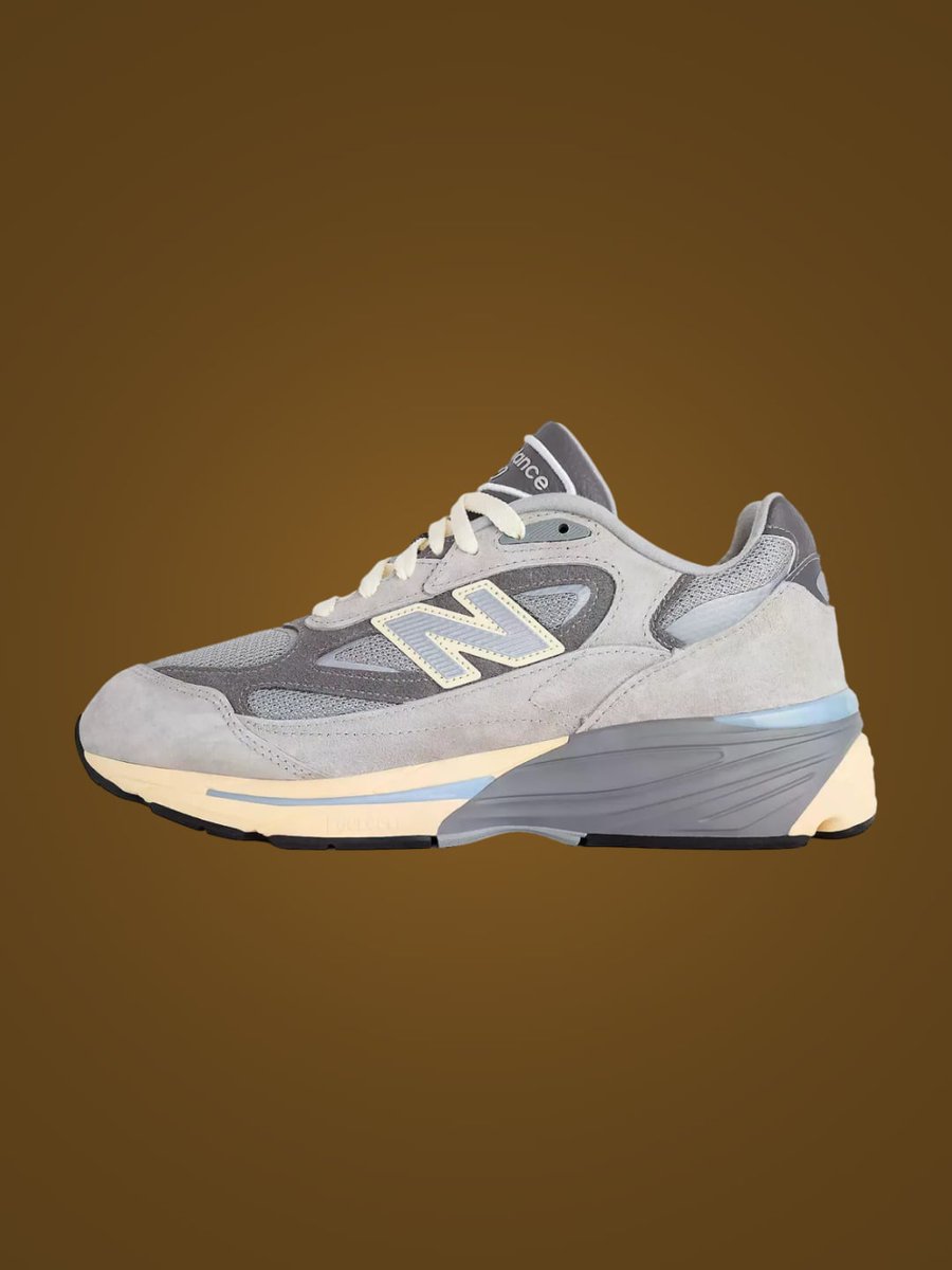 Kixify's tweet photo. New Balance 990v7 Made in Usa Kool Grey / Calcium release November 06, 2026 for $150. https://t.co/275apTCH3q https://t.co/eNnTURG6Jj