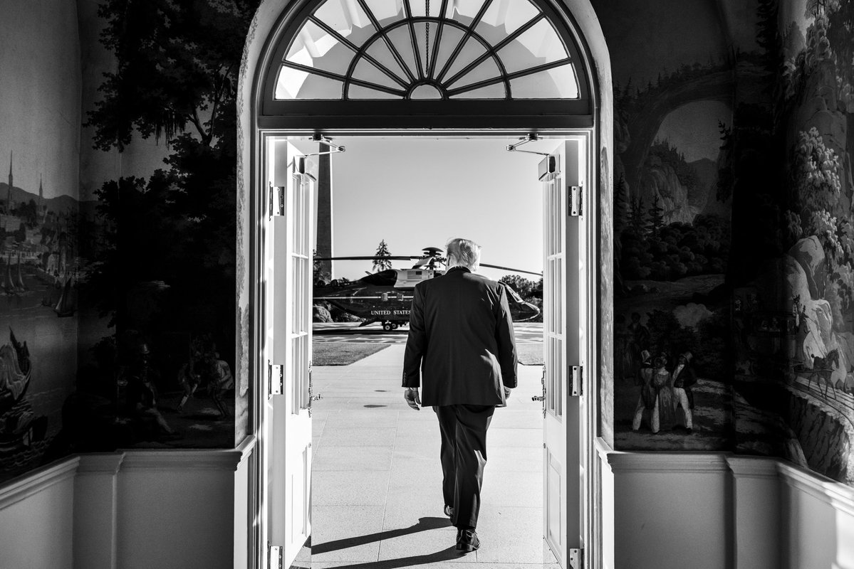 WhiteHouse's tweet photo. SEE YOU SOON, IOWA 🦅 https://t.co/ZmrdzaNaFj
