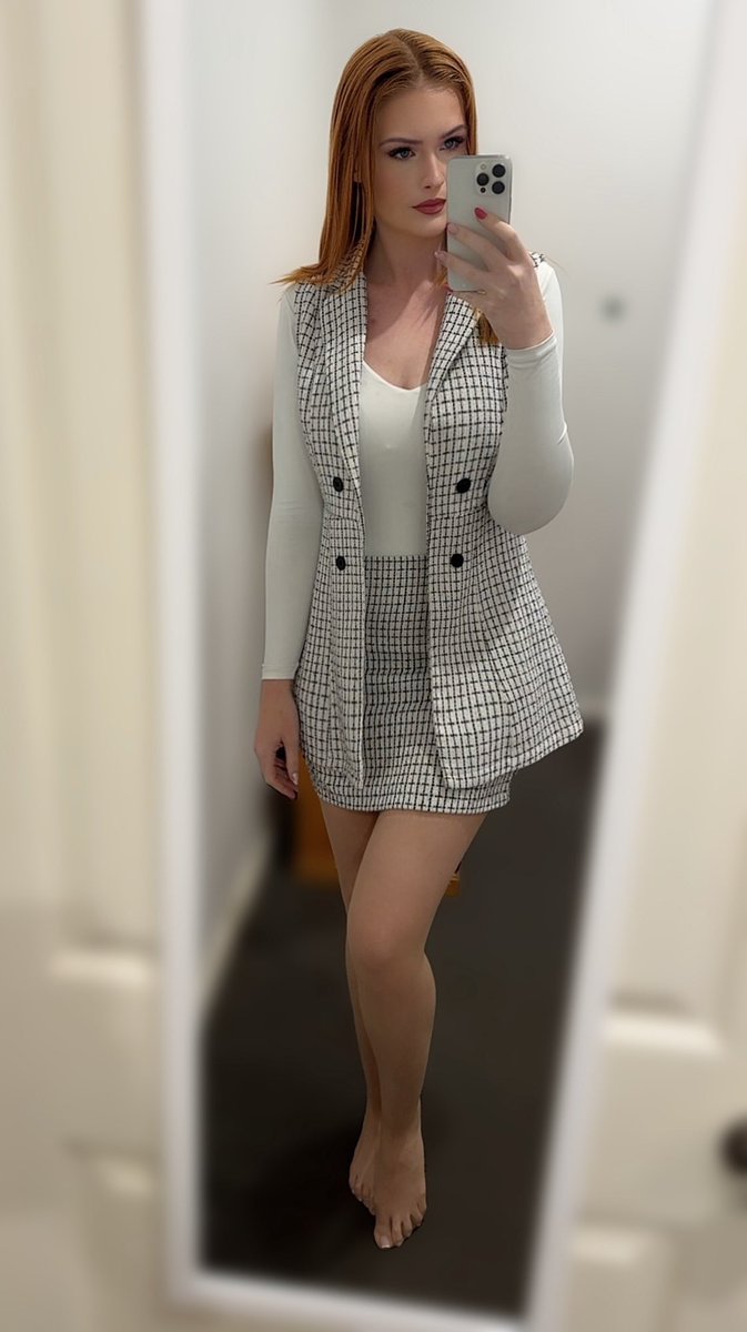 Sammiebee93 tweet picture