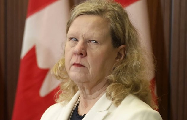 natnewswatch's tweet photo. Tariff-free Canada-U.S. trade not returning, Carney’s top negotiator says. The goal now is to get the lowest tariff rates possible on the widest possible range of goods, Janice Charette said, @TondaMacC reports https://t.co/zqm5a9kwpM

Find out more at https://t.co/l0cc1sDwjo https://t.co/FL9g0Prl32
