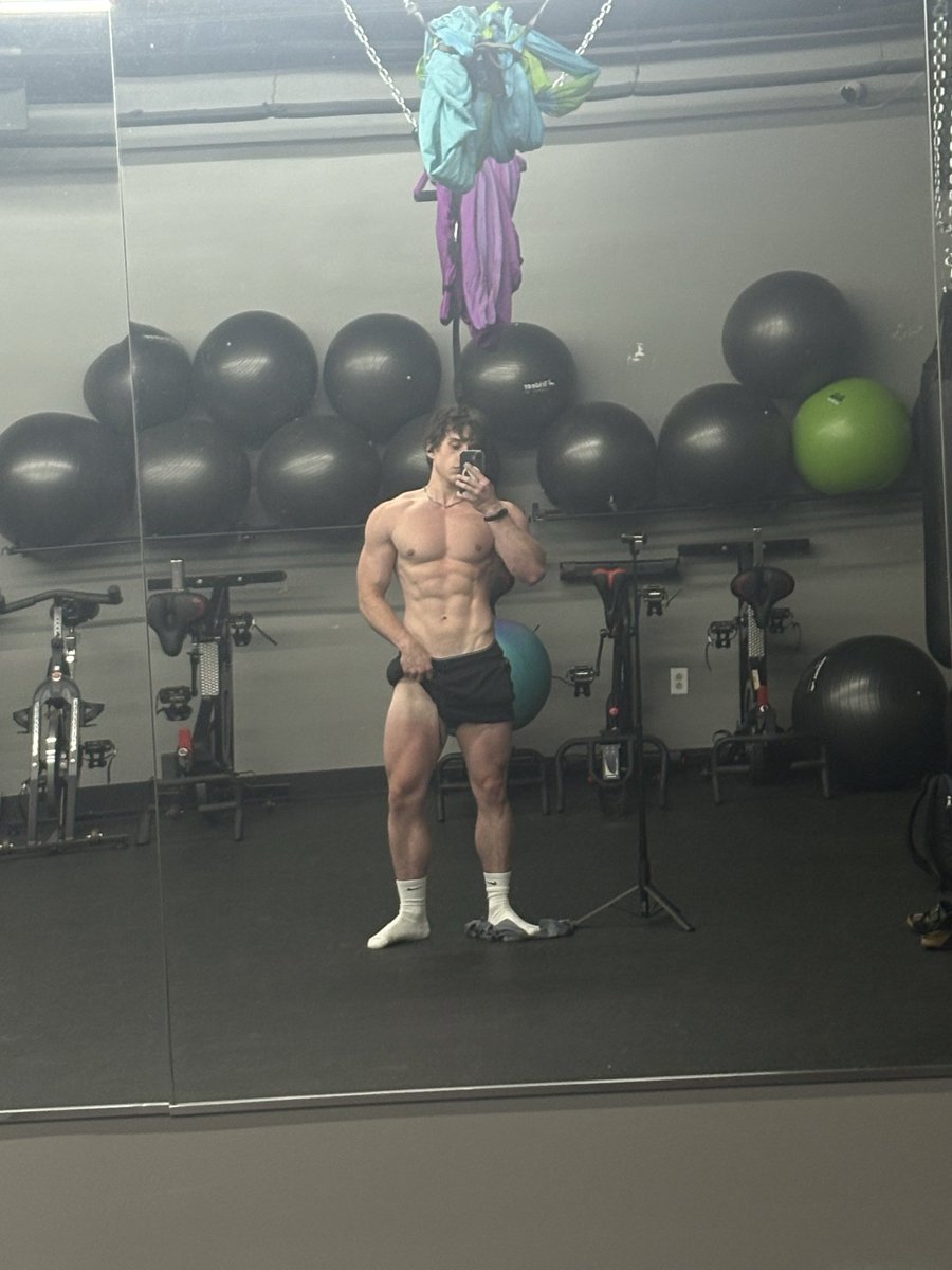 timelessssslp's tweet photo. Best summer pump https://t.co/E1xpPy3dqZ