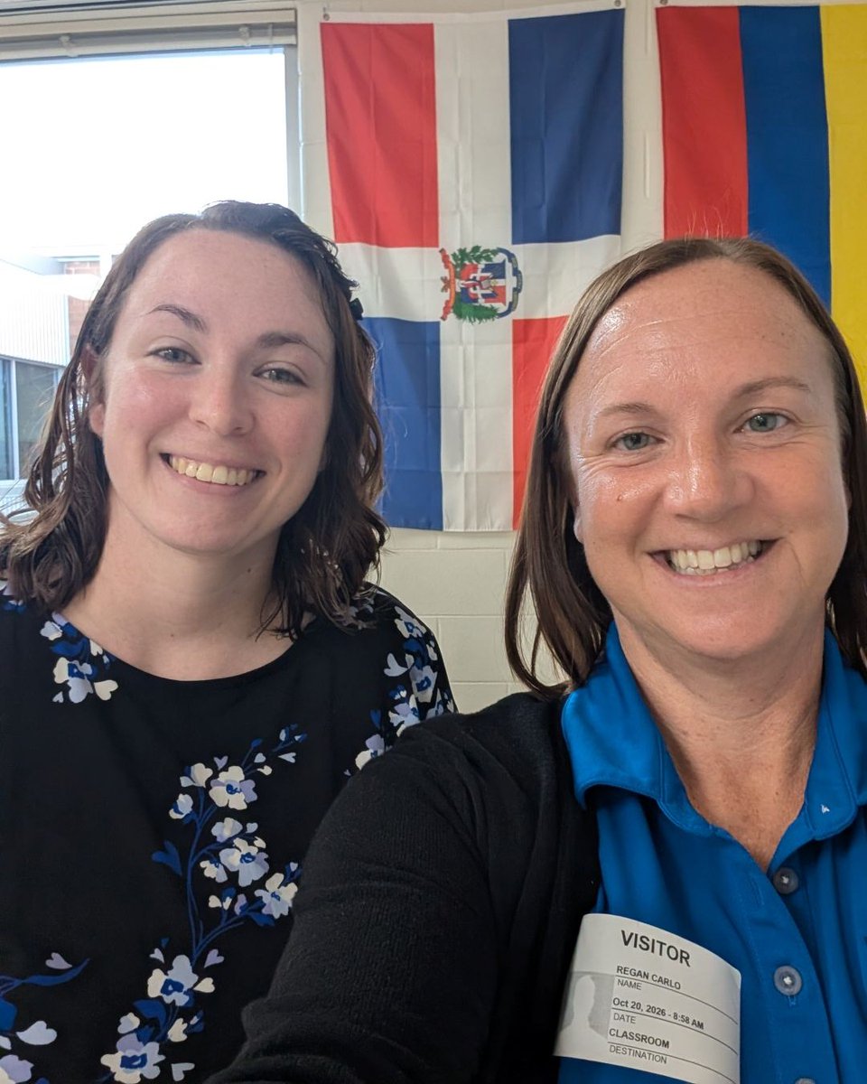 MetcoCU's tweet photo. 🎓 Metco’s VP of Operations Regan Carlo recently visited Clear Creek Amana High School for Career Day to share her career journey &amp; insight into credit union roles.😊 We love connecting with our communities &amp; inspiring the next generation! 🙌💙

#MetcoCU #ClearCreekAmanaHS https://t.co/4DgGVWkXKV