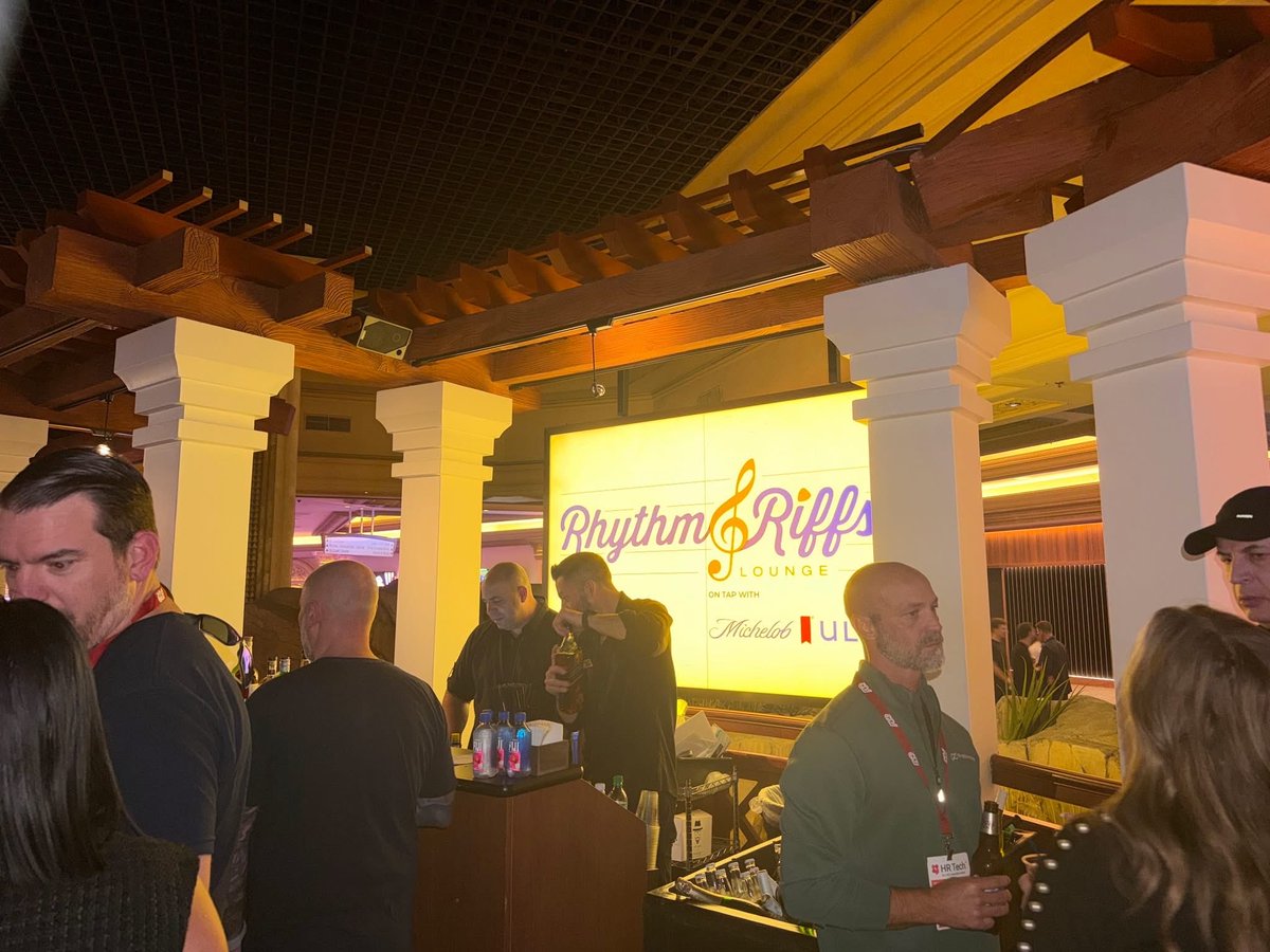 firstadvantage's tweet photo. It's not @HRTechConf without a First Advantage Happy Hour. 🍹
Thank you to our customers, partners, and friends who joined us for an intimate evening of connection at Rhythm & Riffs Lounge.
#HRTech2026 https://t.co/5xpD7QhmNj