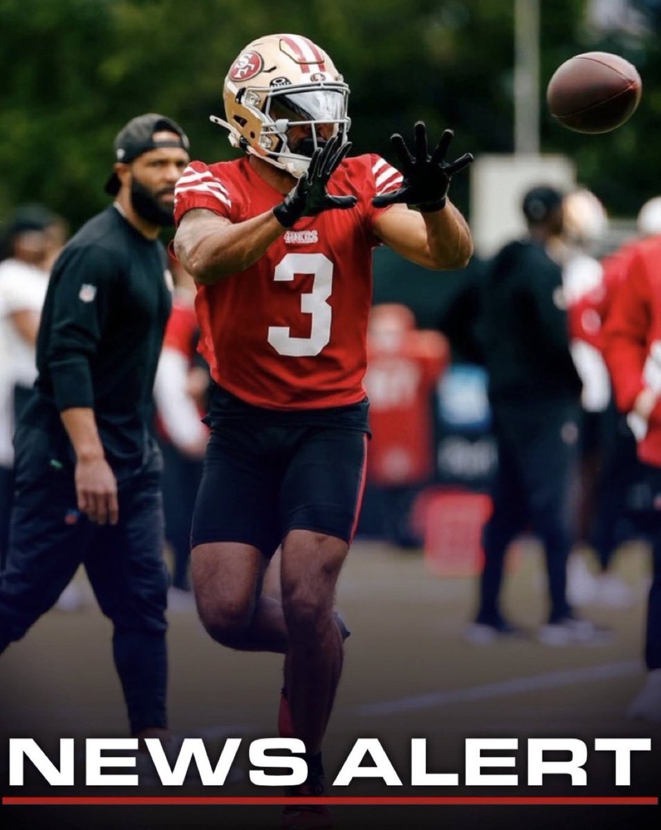 Coach_Yac's tweet photo. Kyle Shanahan says WR Christian Kirk looked good today at practice and he’s “trending in the right direction” to play against the Falcons 

via: @Adamcopes | @dpapapops https://t.co/JbfaPOF9pG