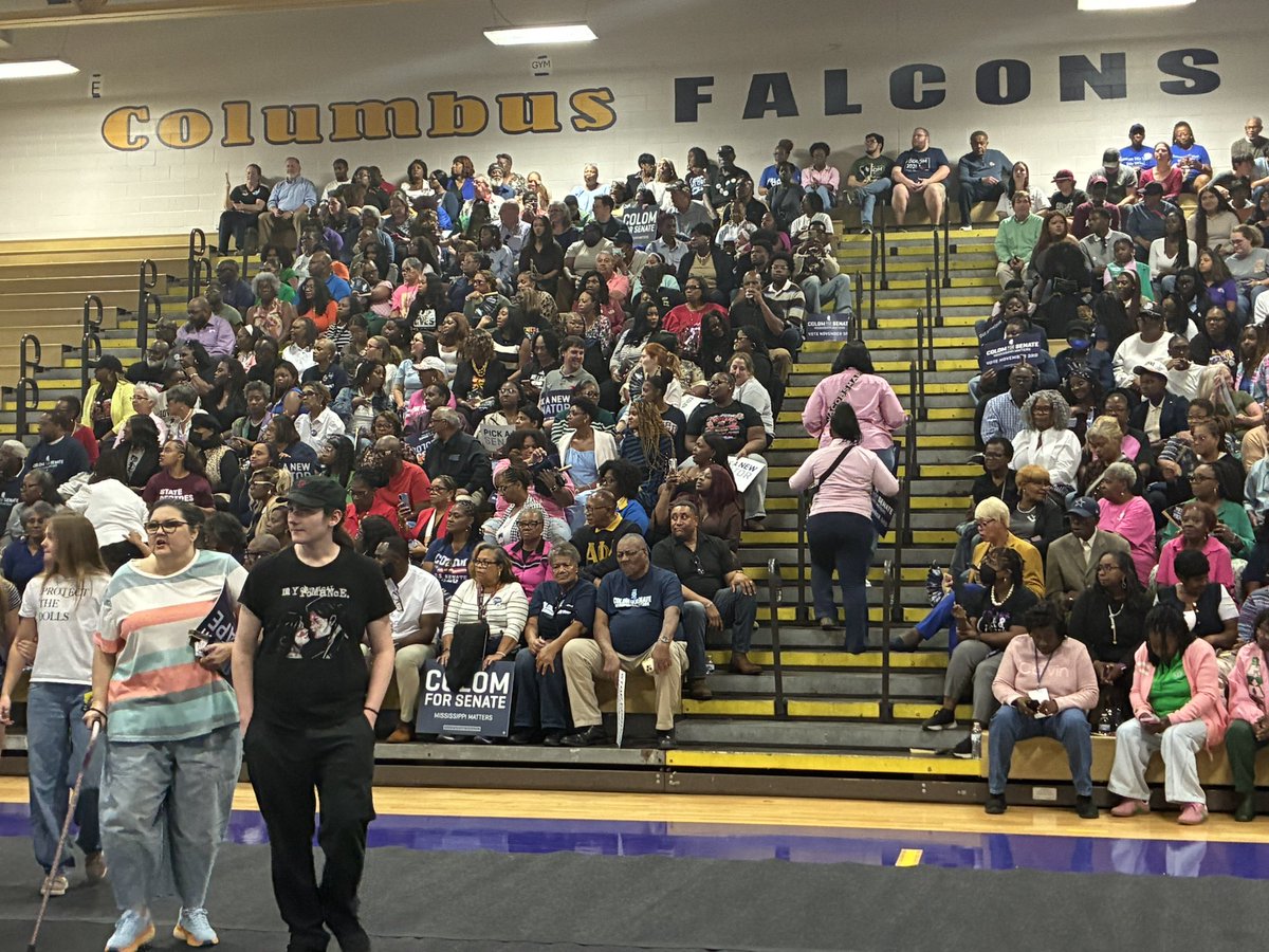 radamsWAPT's tweet photo. Large crowd gathering inside Columbus high school gymnasium for a community rally featuring @KamalaHarris and @scott_colom as the race for the U.S. Senate heats up in Mississippi. https://t.co/GytNkzaeny