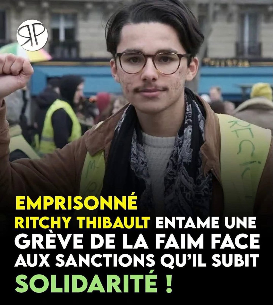 Sam63Mr's tweet photo. Toujours à l'isolement et en grève de la faim... Une pensée pour le camarade Ritchy Thibault ✊🏼
#DontStopTalkingAboutRitchy✊🏼 https://t.co/KmukyBk4TH