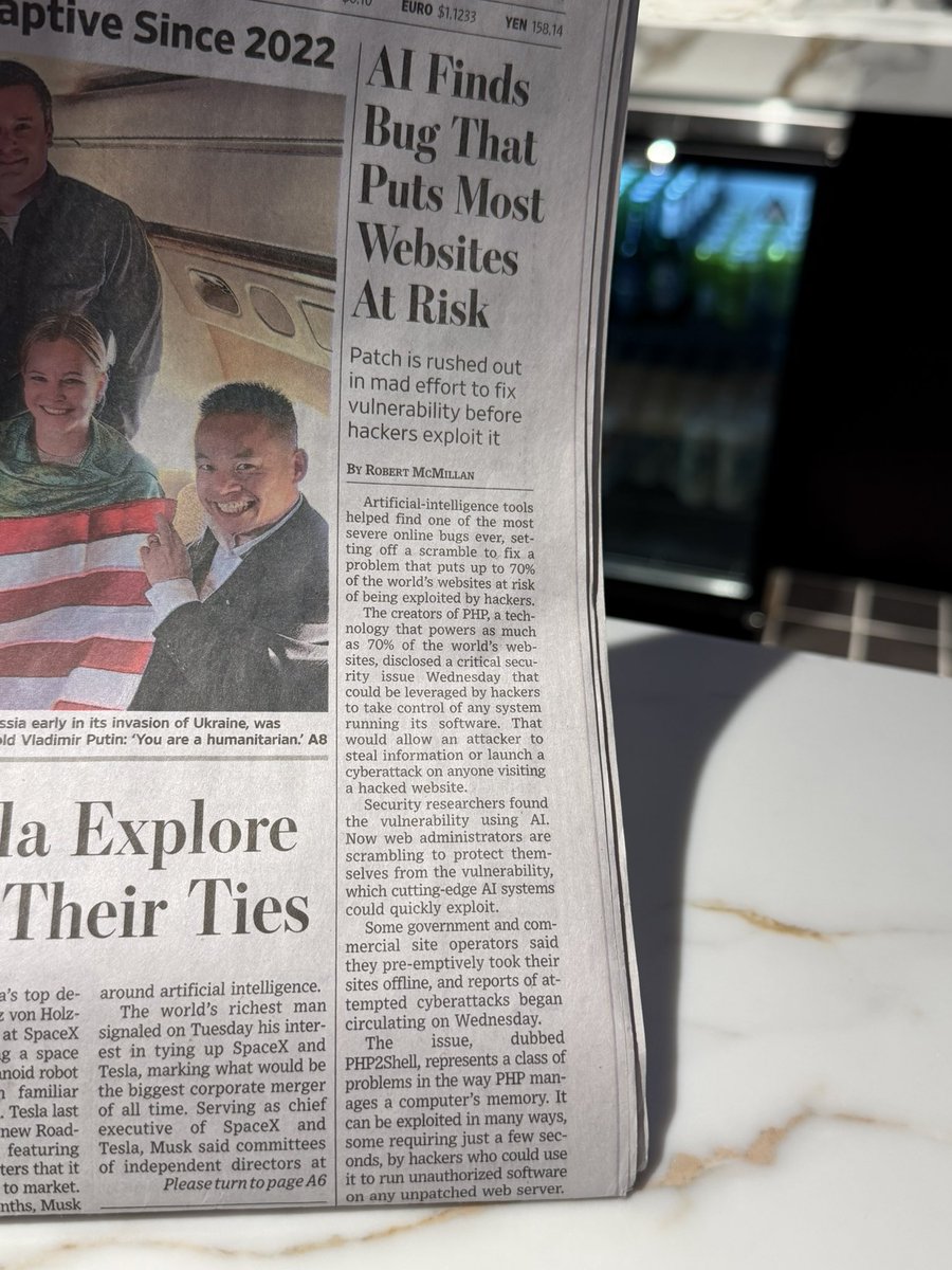ericlbarnes's tweet photo. Php in the Wall Street journal today. 😅 https://t.co/pPba7NzlBt