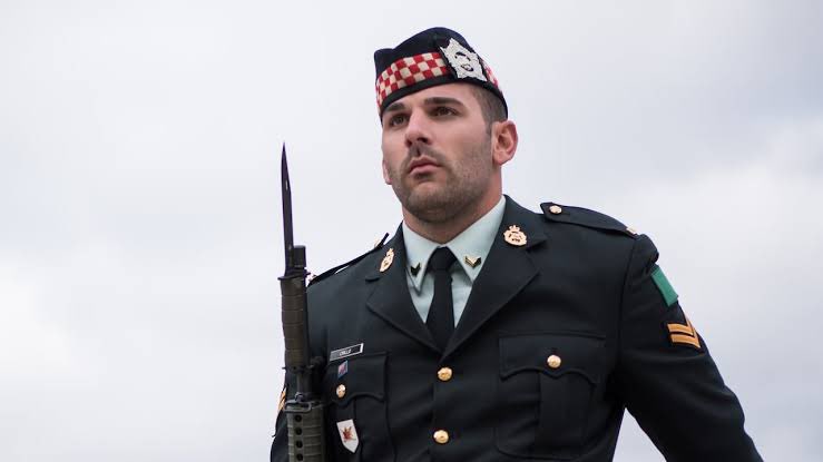 ScarlettGrace92's tweet photo. On October 22, 2014, Corporal Nathan Cirillo was standing unarmed on sentry duty at the Tomb of the Unknown Soldier in Ottawa.

Michael Zehaf-Bibeau shot him three times in the back. 

He was wearing a keffiyeh. https://t.co/qCoO4odzuI