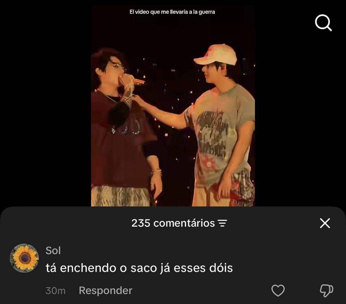 graceswilIis's tweet photo. eles sabiam que o emoji dela era um girassol https://t.co/FLVe4r5bGD