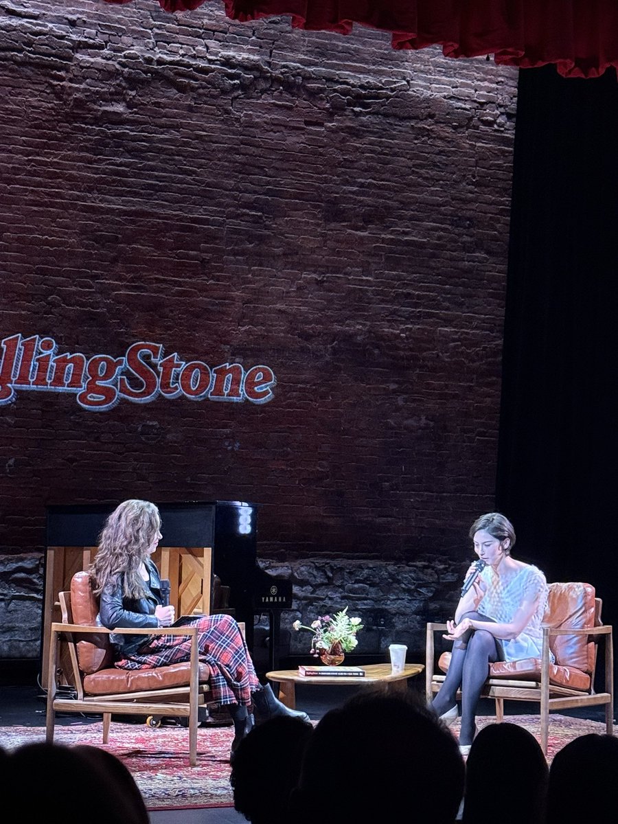 EclipseFactor's tweet photo. @gracieshq @CherryLnTheatre @RollingStone so perfect can’t believe I got to be there!! https://t.co/KxSJPukcQa
