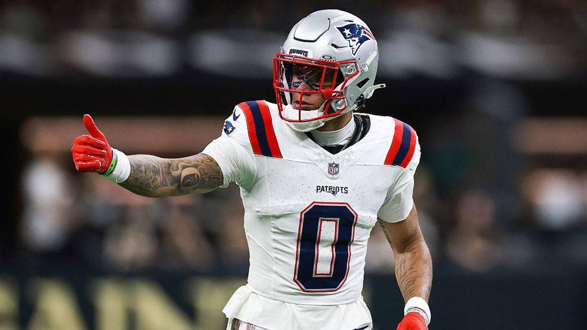 LosTalksPats's tweet photo. #Patriots CB Christian Gonzalez (illness) is ACTIVE for tonight’s game.

Major sigh of relief https://t.co/LHsgg6XHLU