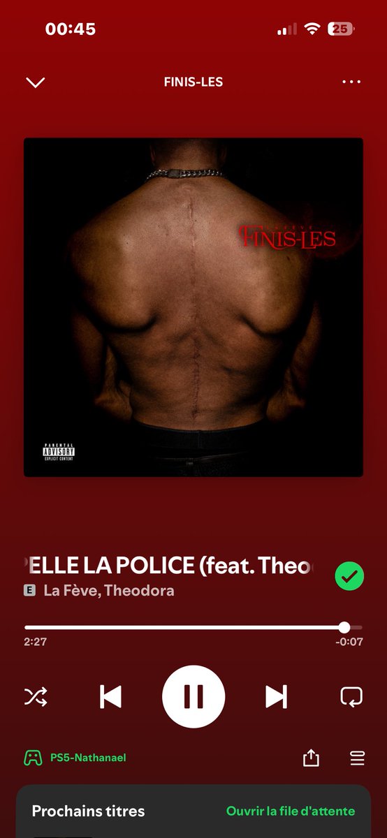 67TtiteP's tweet photo. APPELLE LA POLICE MAIS PARDON ?!! LE SON ET TELLEMENT DIVIN !!! MERCI THEODORA ET MERCI LE GOAT !! https://t.co/cHUTOQixY9