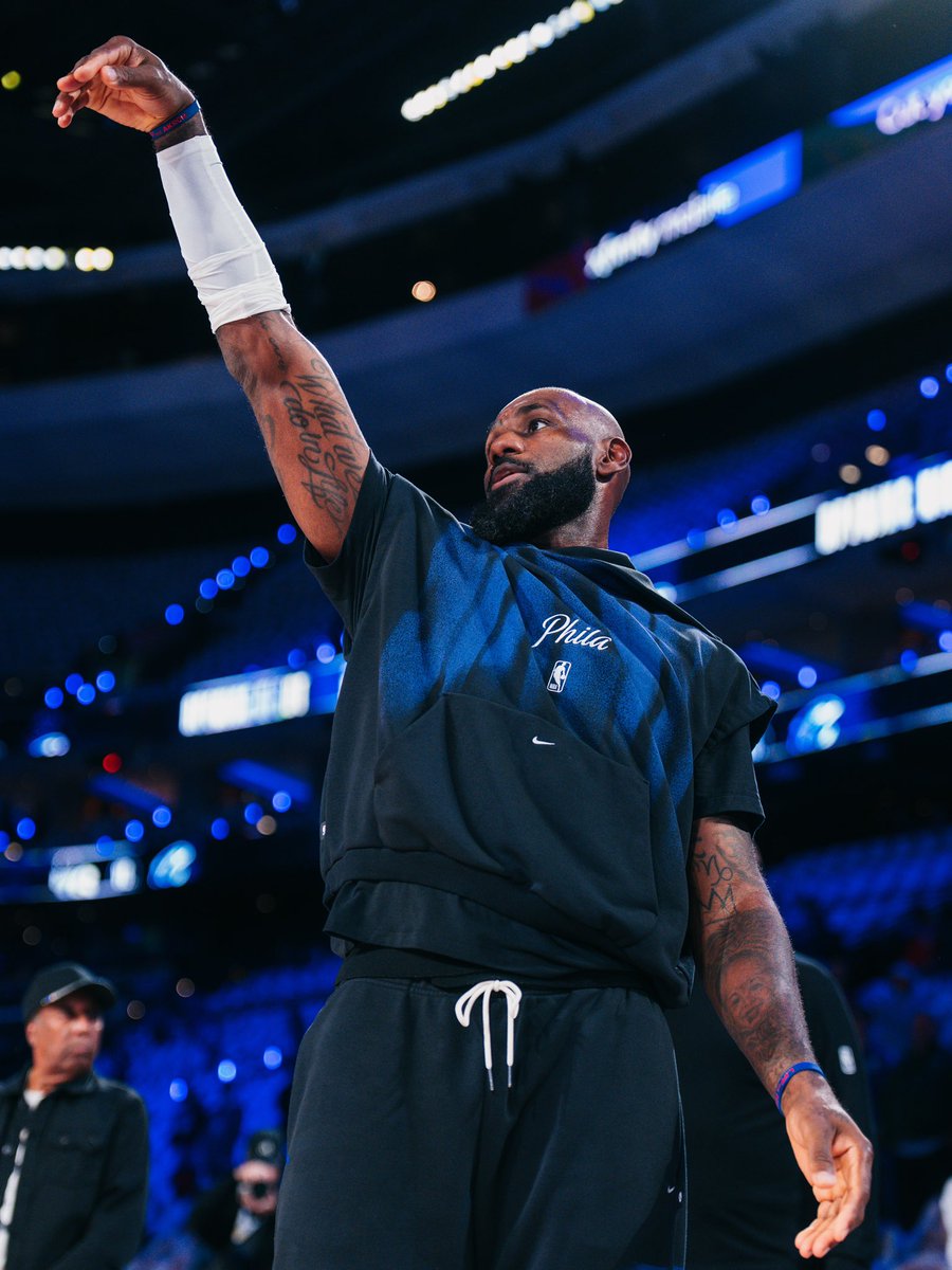 sixers's tweet photo. we ready. 👊 https://t.co/u7a7jGmACK