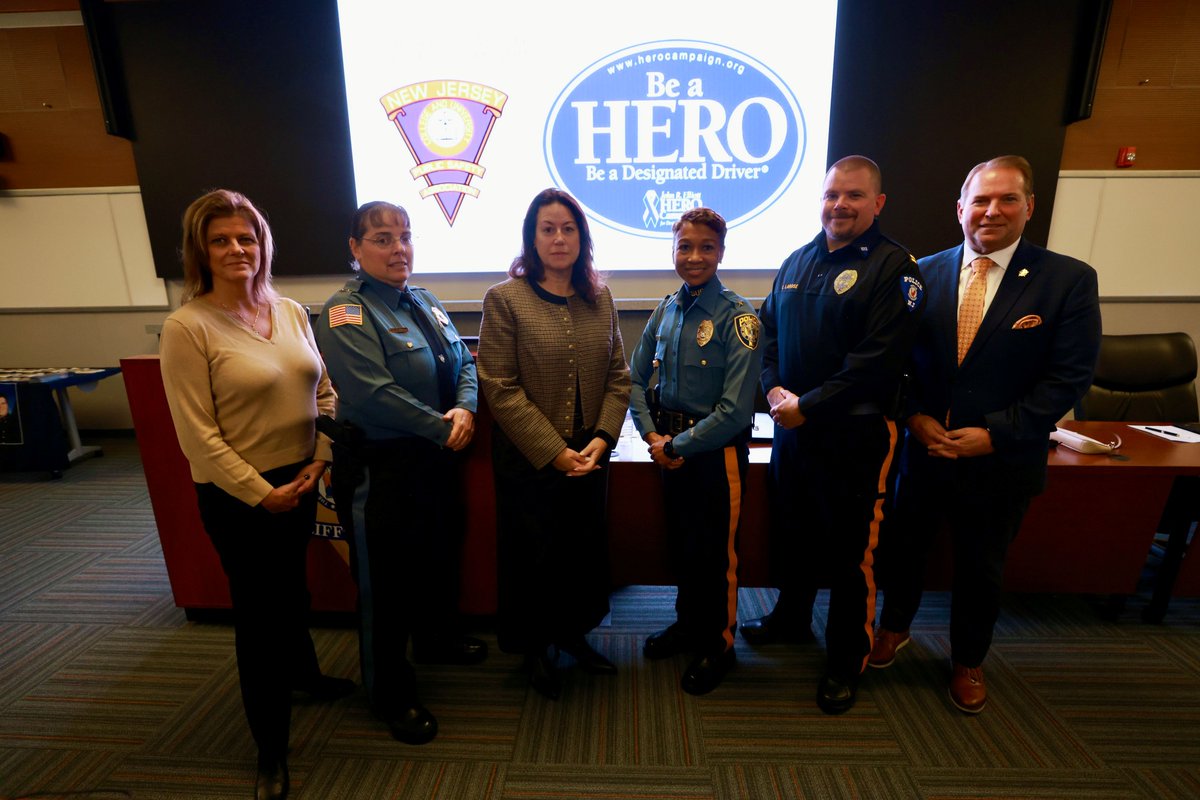NewJerseyOAG's tweet photo. Many thanks to the NJCUPSA for having us. When parents take their kids to college, they put their trust in campus law enforcement. Proud to collaborate and support our partners in public safety so they have the resources they need to keep students safe. https://t.co/FH9vTCVtYx