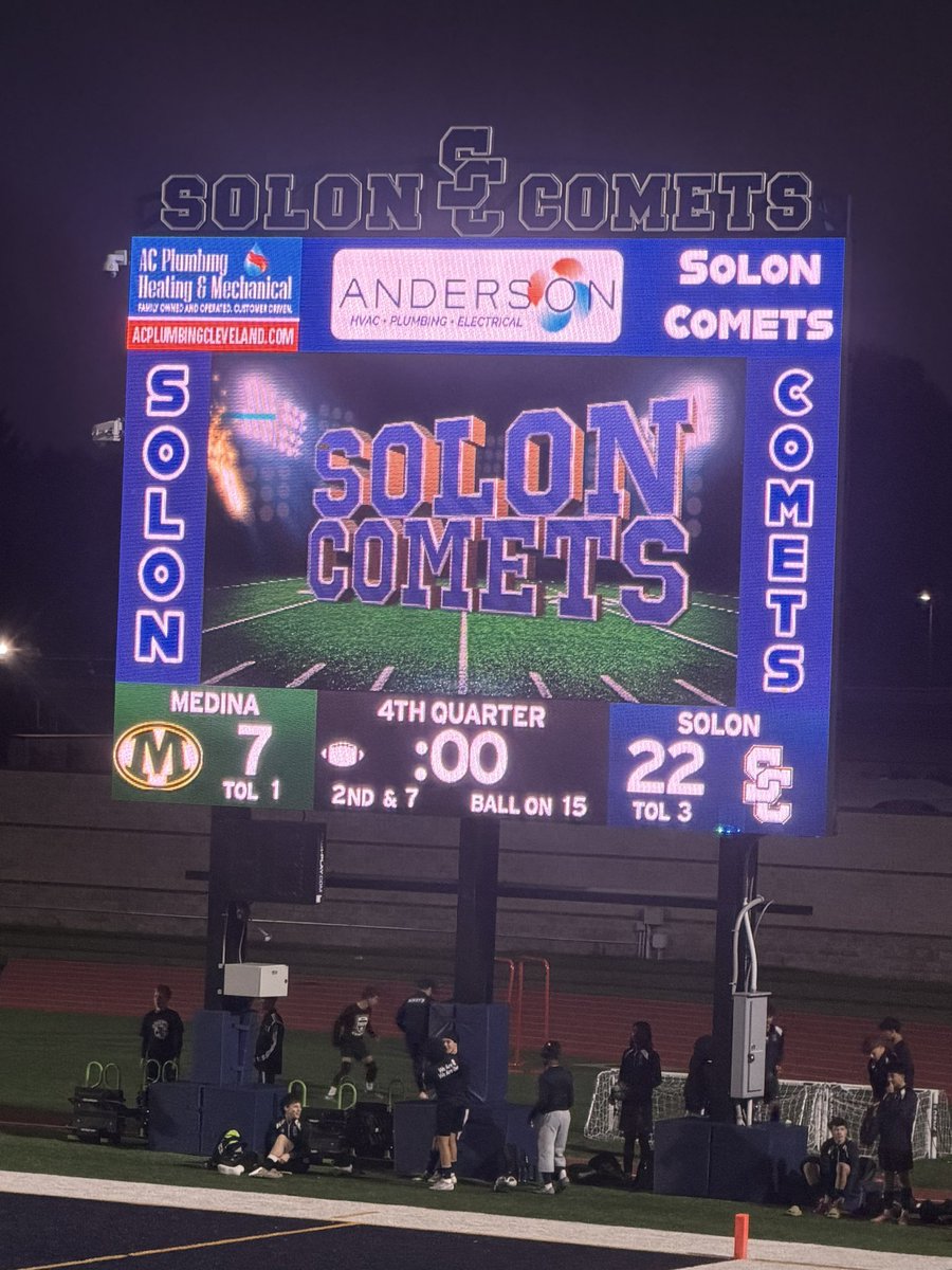 SolonBoosters's tweet photo. @SolonAthletics Freshman end the season on a high note, winning 22-7. Join us in Medina tomorrow night for the Varsity game as the Comets make the playoffs with a victory. https://t.co/zBJWlXLD3x