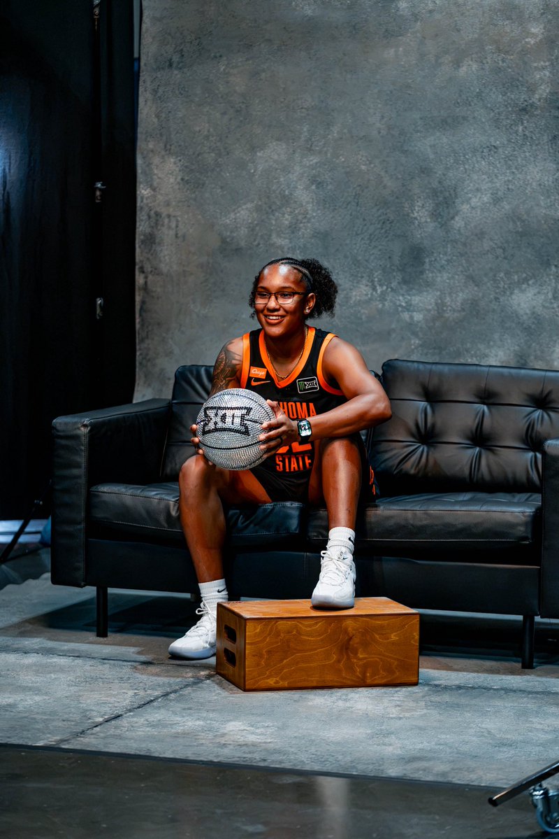 OSUWBB's tweet photo. Year 4️⃣ in America’s Brightest Orange for @StaileeHeard32 🤩 https://t.co/BQ2pwsFqHs