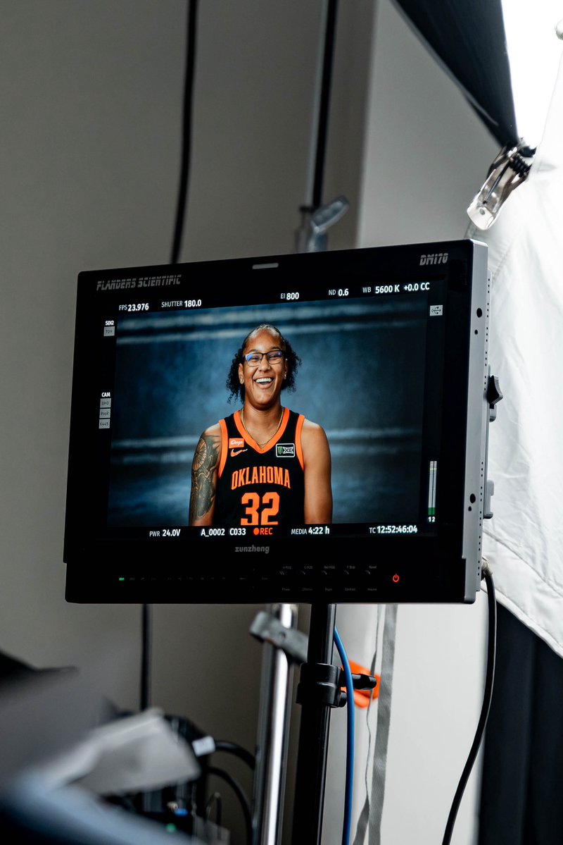 OSUWBB's tweet photo. Year 4️⃣ in America’s Brightest Orange for @StaileeHeard32 🤩 https://t.co/BQ2pwsFqHs