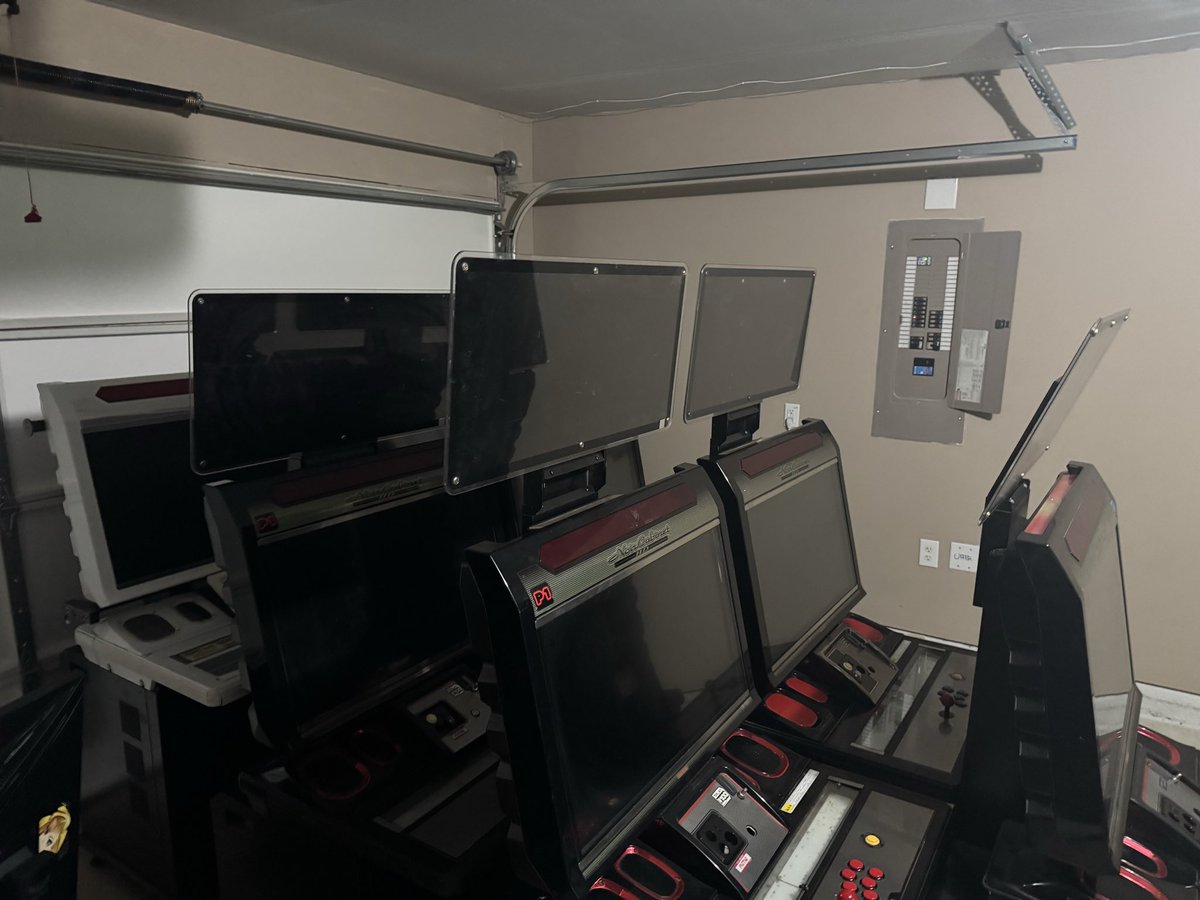 FullbareS's tweet photo. Cabnets are set up and ready for #fullbarlive2026!  There is still time to sign up!  

LINK: https://t.co/2oiFv1T2zs https://t.co/jpUap28pWn
