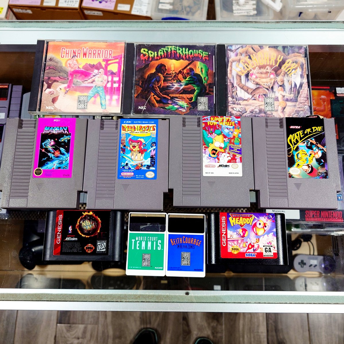 Game_Realms's tweet photo. We got in various retro #NES #turbografx #segagenesis video games in stock at Game Realms in Burbank California!

We ship in USA! Come buy and &amp; sell video games and gaming consoles.

 #splatterhouse #Thesimpsons https://t.co/DR0s8zBzzZ