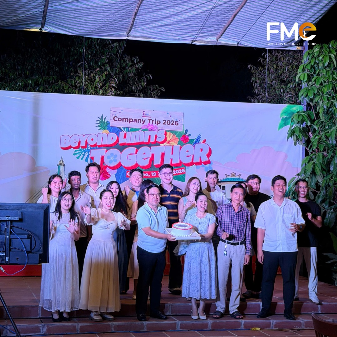 enimuzzikluv3r's tweet photo. LIVE UPDATE | GALA DINNER FME TRAVEL × iSMART https://t.co/1cuQ6Vvyqm