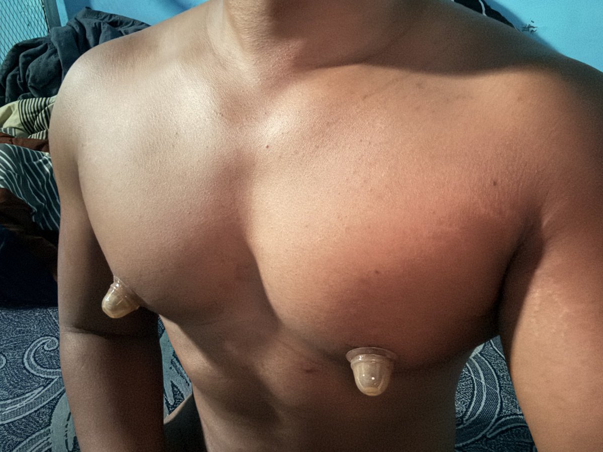 cowokotatahu's tweet photo. Start the day with nipple exercise 🍼 https://t.co/K63JqNc05h